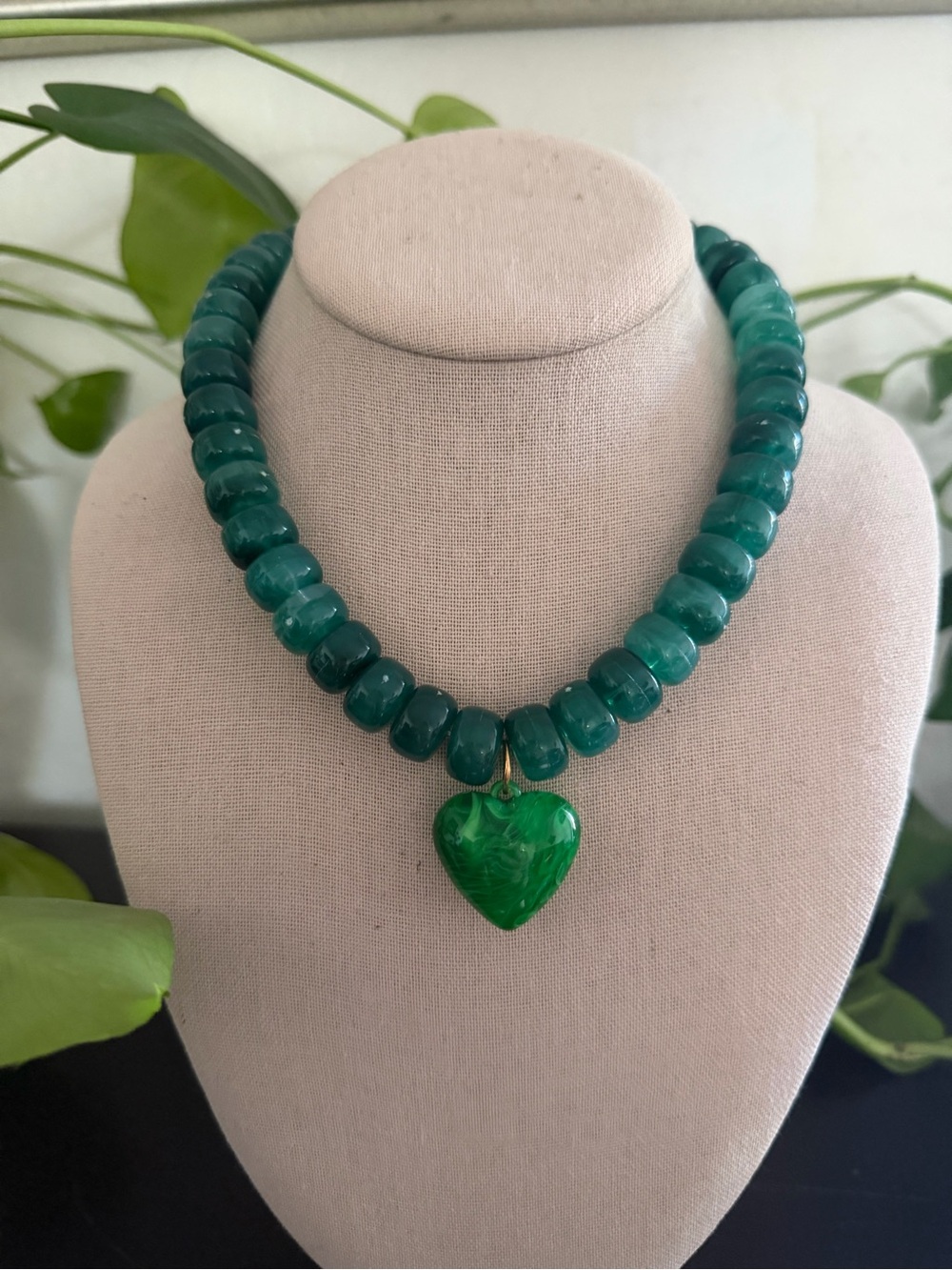 Vintage Chunky Emerald Green Lucite Beaded Big 3D Heart Pendant Necklace